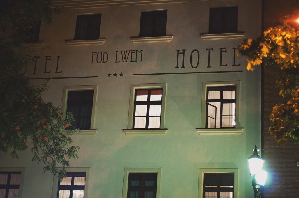 Hotel Pod Lwem Elbing Exterior foto